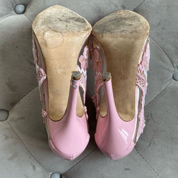 Oscar de la Renta Patent Mesh Alyssa Embellished Pointed Toe Pumps pink 39 - Picture 6 of 8
